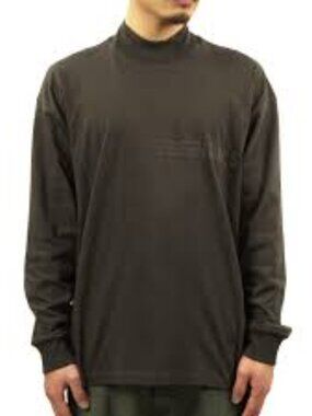 Essentials Fear of God shirt